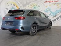 gebraucht Kia Ceed Sportswagon 1,5 TGDI Silber *LED, NAVI, RFK*