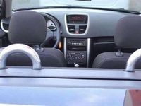 gebraucht Peugeot 207 CC Active 1,6 VTi 16V