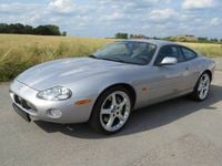 Gebraucht Jaguar XKR 363 PS (266 kW) 2000 Silber Coupé