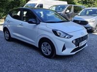 Gebraucht Hyundai i10 67 PS (49 kW) 2021 Weiß Kleinwagen