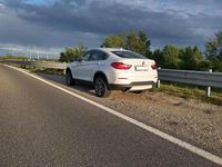 gebraucht BMW X4 xDrive20i Aut.