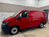 Gebraucht VW T6 114 PS (83 kW) 2018 Rot Van