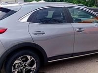 gebraucht Kia XCeed XCeed 1,5 TGDI 48V GPF Silber DCT Silber