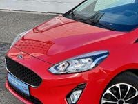 Gebraucht Ford Fiesta Cool & Connect 75 PS (55 kW) 2020 Rot Limousine