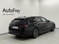 Gebraucht BMW 530e Comfort Edition 190 PS (139 kW) 2025 Schwarz Kombi