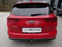 gebraucht Kia Ceed Sportswagon Ceed SW / cee'd SW 16 CRDi SCR ISG Silber