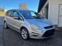 Gebraucht Ford S-MAX Titanium 140 PS (102 kW) 2013 Silber Van / Kleinbus