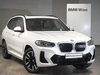 Gebraucht BMW iX3 Shadowline 210 kW (286 PS) 2024 Mineralweiß SUV