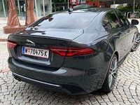 Gebraucht Jaguar XE R-Dynamic 179 PS (131 kW) 2020 Limousine