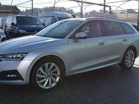 gebraucht Skoda Octavia Combi 20 TDI DSG LED VIRTUAL KAMERA 1.BE.