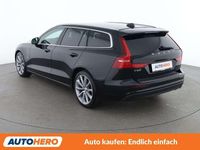 Gebraucht Volvo V60 Momentum 150 PS (110 kW) 2020 Schwarz Kombi