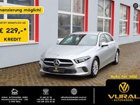 Gebraucht Mercedes A180 116 PS (85 kW) 2018 Grau Kleinwagen