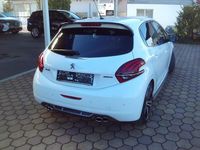 gebraucht Peugeot 208 GT Line 1,2 PT 110 S&S