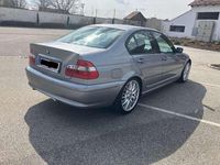Gebraucht BMW 318 116 PS (85 kW) 2004 Grau Limousine