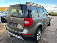 gebraucht Skoda Yeti YetiAmbition 20 TDI 4x4 Ambition