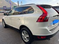 gebraucht Volvo XC60 2,4D AWD Basis