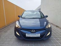 Gebraucht Hyundai i30 90 PS (66 kW) 2013 Blau Limousine