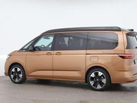 Neu VW California California 150 PS (110 kW) 2025 Gold  metallic Van