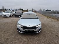 gebraucht Skoda Octavia Combi 2,0 TDI Premium DSG