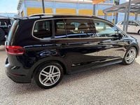 Gebraucht VW Touran Highline 150 PS (110 kW) 2019 Schwarz Van / Kleinbus