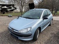 Gebraucht Peugeot 206 58 PS (42 kW) 2002 Blau Limousine