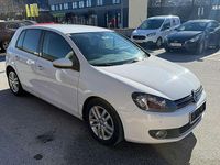 Gebraucht VW Golf Highline 110 PS (80 kW) 2009 Weiß Limousine