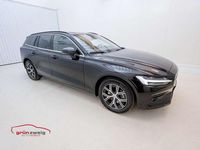 gebraucht Volvo V60 Recharge Core, T6 eAWD Plug-in Hybrid, Elektri