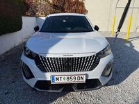 gebraucht Peugeot 2008 ALLURE Benzin 100 6-Gang-Manuell