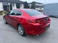 Gebraucht Mazda 3 Comfort 122 PS (89 kW) 2022 Rot Limousine