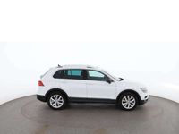 gebraucht VW Tiguan 2.0 TDI 4Motion IQ.DRIVE Aut LED SKY NAV