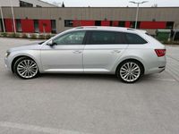 gebraucht Skoda Superb SuperbKombi 20 TDI SCR 4x4 DSG