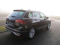 Gebraucht VW Tiguan Elegance 150 PS (110 kW) 2021 Schwarz SUV