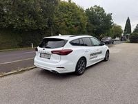 gebraucht Ford Focus Turnier 1,0 EcoBoost Hybrid ST-Line Aut.