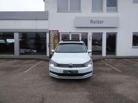 Gebraucht VW Touran 122 PS (89 kW) 2022 Weiß Van / Kleinbus