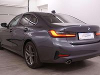 gebraucht BMW 318 d Sport Limousine // Anhängervorrichtung //