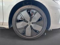 Gebraucht VW Passat Sport 150 PS (110 kW) 2025 Silber  metallic Kombi