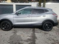 Gebraucht Nissan Qashqai N-Connecta 131 PS (96 kW) 2017 Grau SUV