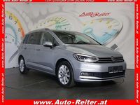Gebraucht VW Touran Highline 150 PS (110 kW) 2024 Oyster silver metallic Van / Kleinbus