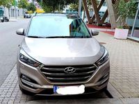 gebraucht Hyundai Tucson 2.0 CRDi 4WD Automatik Premium