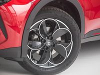 gebraucht Alfa Romeo Junior Elettrica Batterie 54kWh Speciale