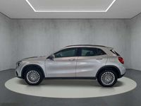 gebraucht Mercedes GLA220 d 4MATIC Style Pano Distr KeyGo PTS Shz