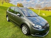 Gebraucht VW Sharan 140 PS (102 kW) 2014 Grau Van / Kleinbus