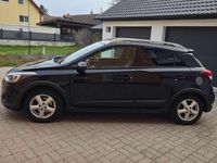 Gebraucht Hyundai i20 Active 120 PS (88 kW) 2016 Schwarz Limousine