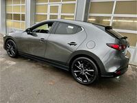 Neu Mazda 3 Exclusive-Line 186 PS (136 kW) 2025 Grau Kleinwagen