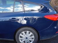 gebraucht Ford Focus Turnier 1.0 EcoBoost Start-Stopp-System TREND