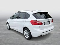 Gebraucht BMW 216 Active Tourer Sport Line 102 PS (75 kW) 2016 Weiss  normal Van / Kleinbus