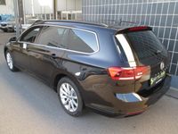 gebraucht VW Passat Variant Elegance 2.0 TDI SCR DSG Navi,Rückfahrkamera,Panorama Schiebedach,LED