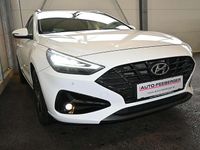 gebraucht Hyundai i30 CW 16 CRDi 115 Smart LED R-Kamera Winterpaket
