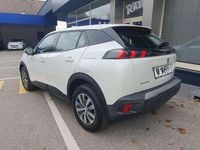 Gebraucht Peugeot 2008 Active 101 PS (74 kW) 2020 Weiß SUV