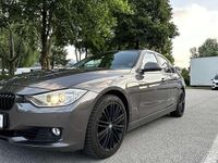 gebraucht BMW 320 320 i Österreich-Paket Aut.